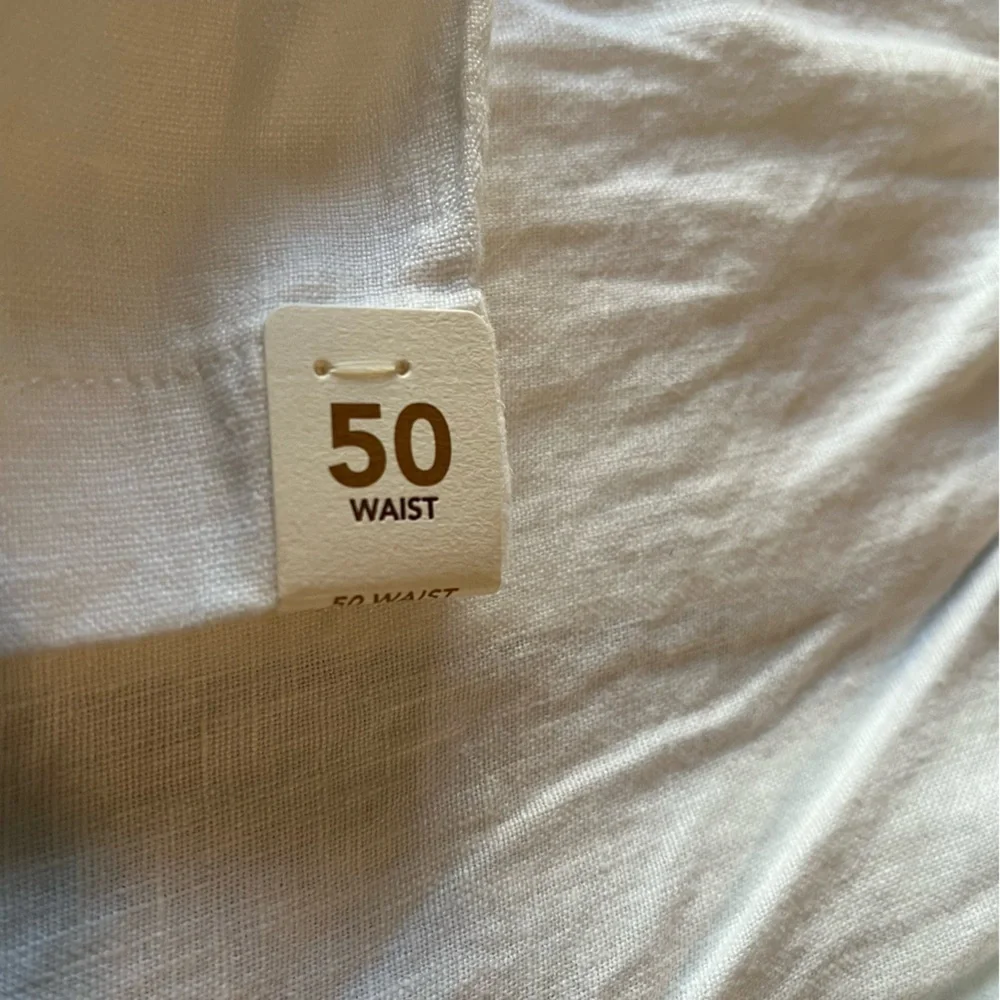 Caribbean White Isle Sands 100% Linen Flat Front Shorts